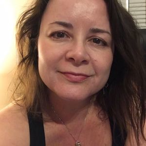 Meet your Posher, Adrea